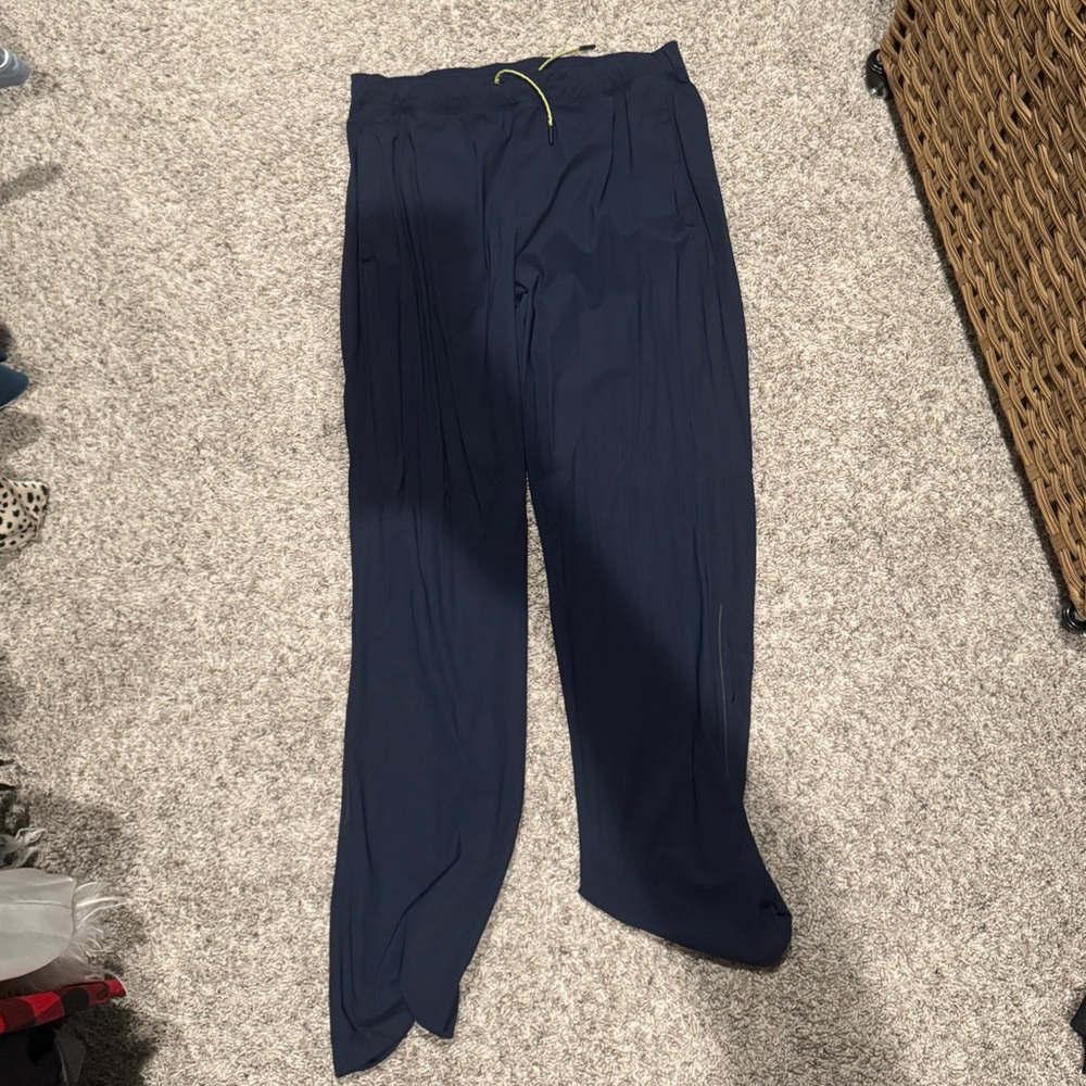 Lululemon sweat pants - XL